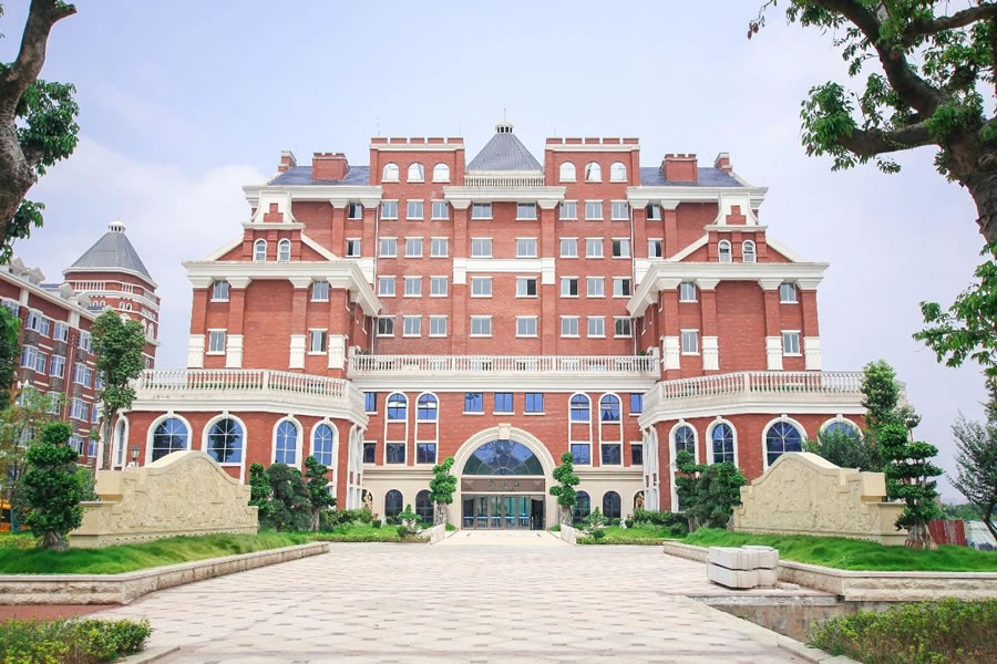 宜賓東辰國(guó)際學(xué)校