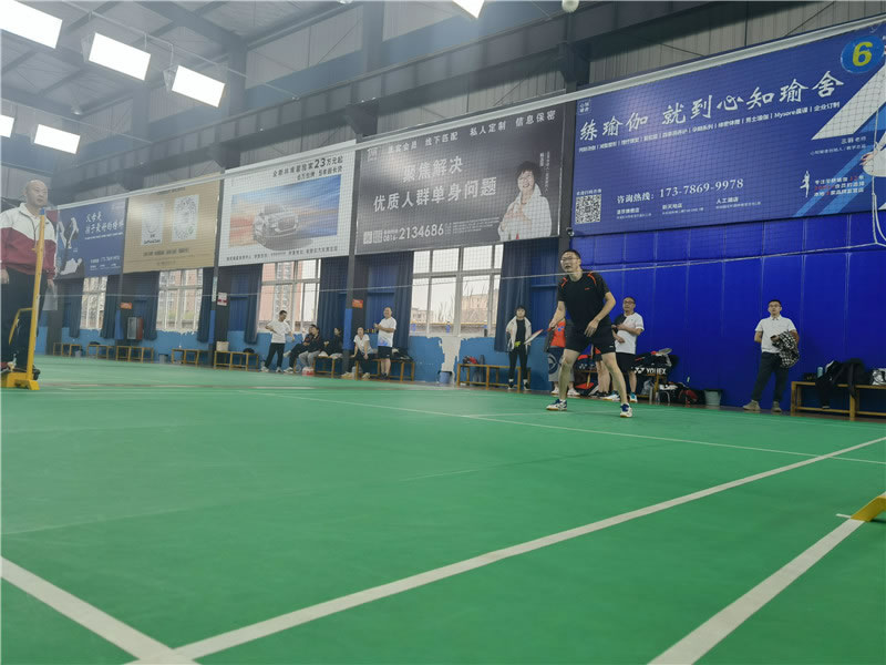 輕羽飛揚 一拍精彩——2023年員工羽毛球比賽10.jpg