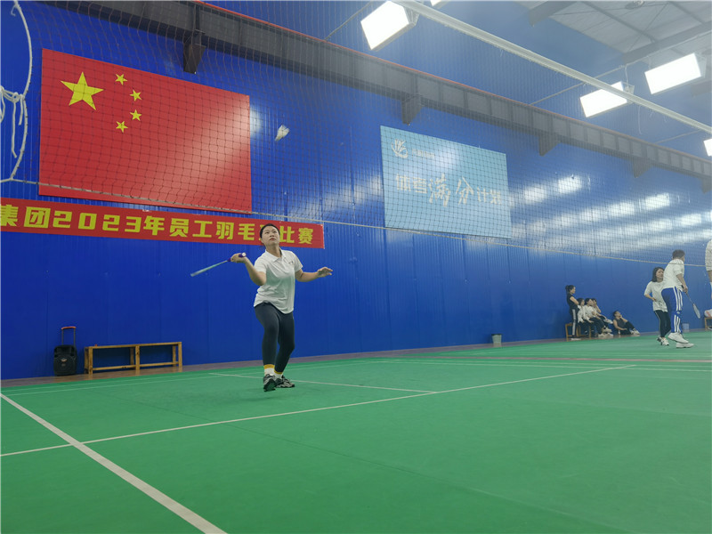 輕羽飛揚 一拍精彩——2023年員工羽毛球比賽9.jpg